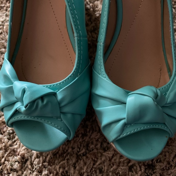 Apt. 9 Ankle-Strap Wedge Sandals - Picture 6 of 7